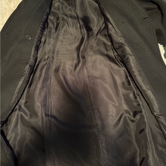 Zara Elegant Black Coat - Picture 4 of 5